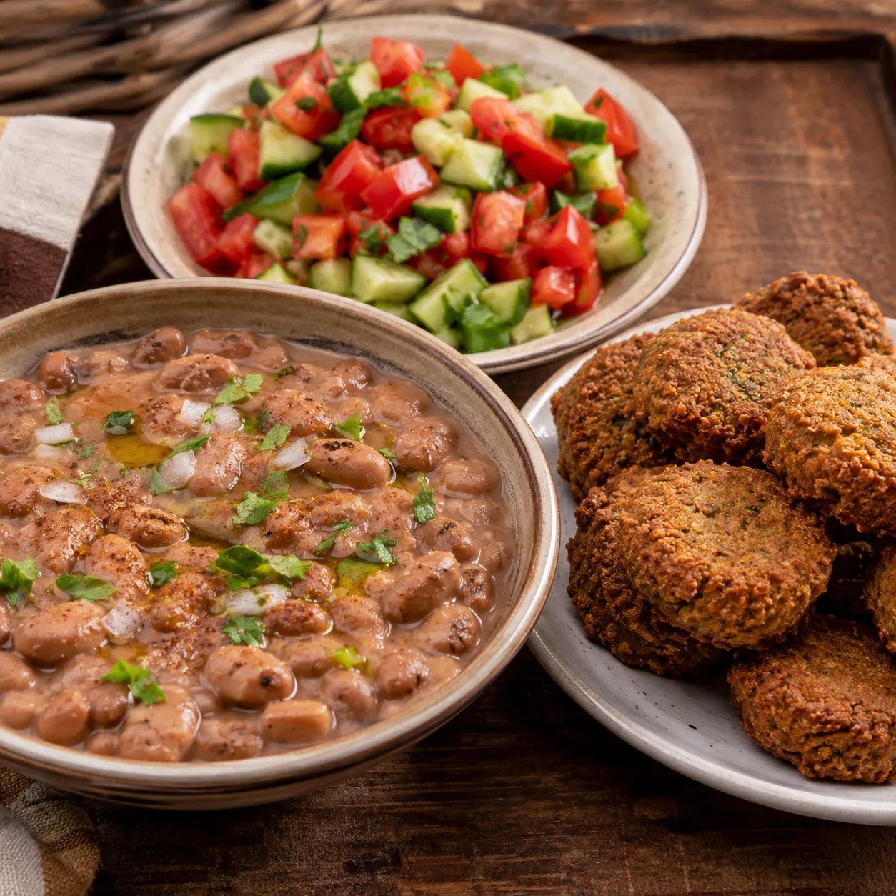 فول + طعمية + سلطة